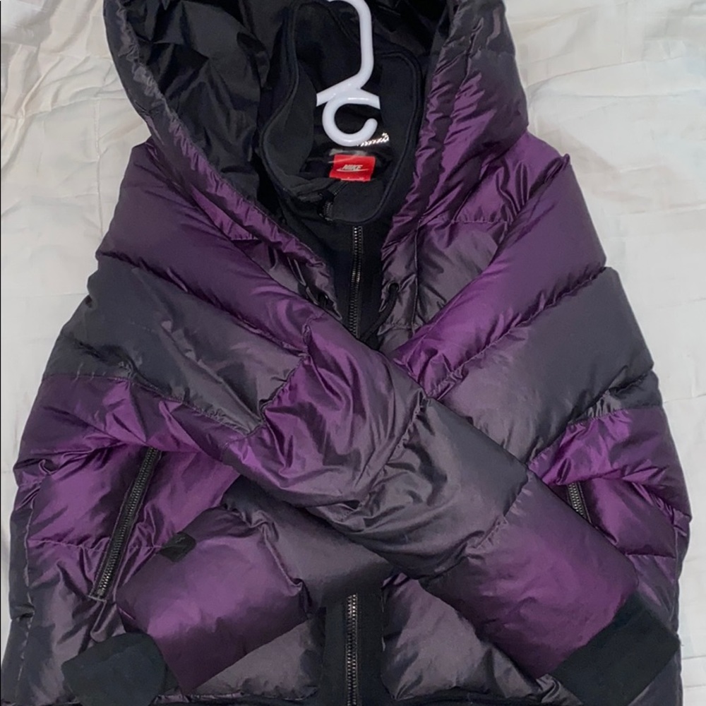 Nike puff Jacket - Picture 2 of 4